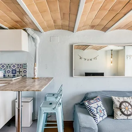 Loft Apartment *
