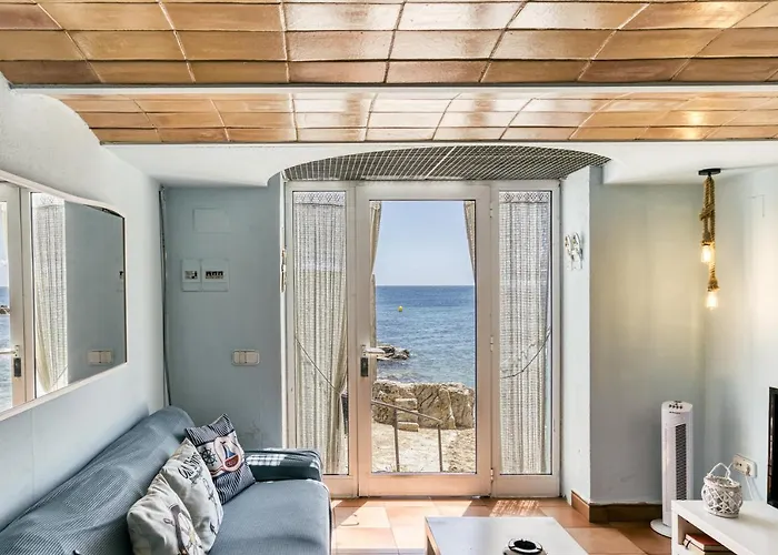 Apartment Loft Calella De Palafrugell