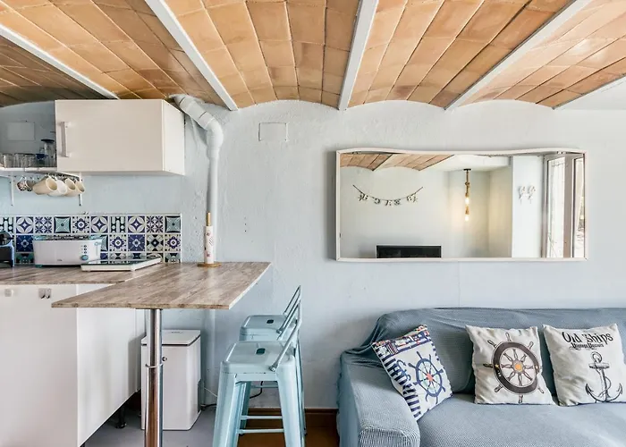 Loft Apartment *